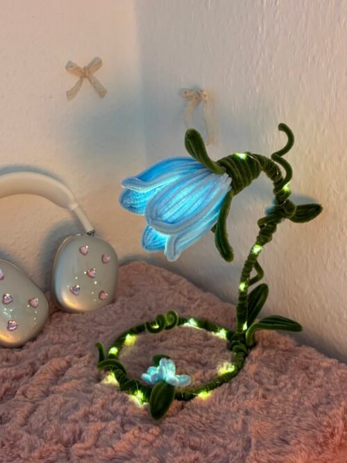 Night Bloom Lamp | Girlypop DIY | Pipe Cleaners